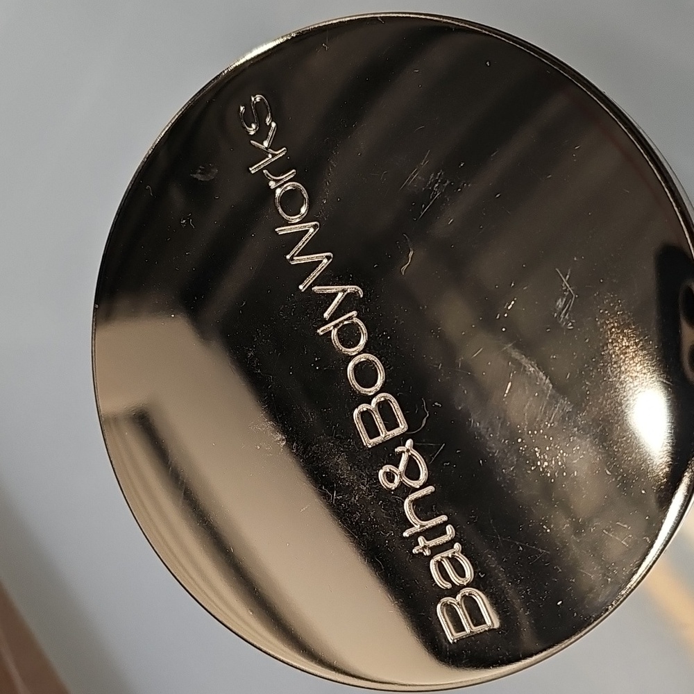 Bath & Body Works Scented Candle - Calypso Clementine - NIB - Picture 2 of 4